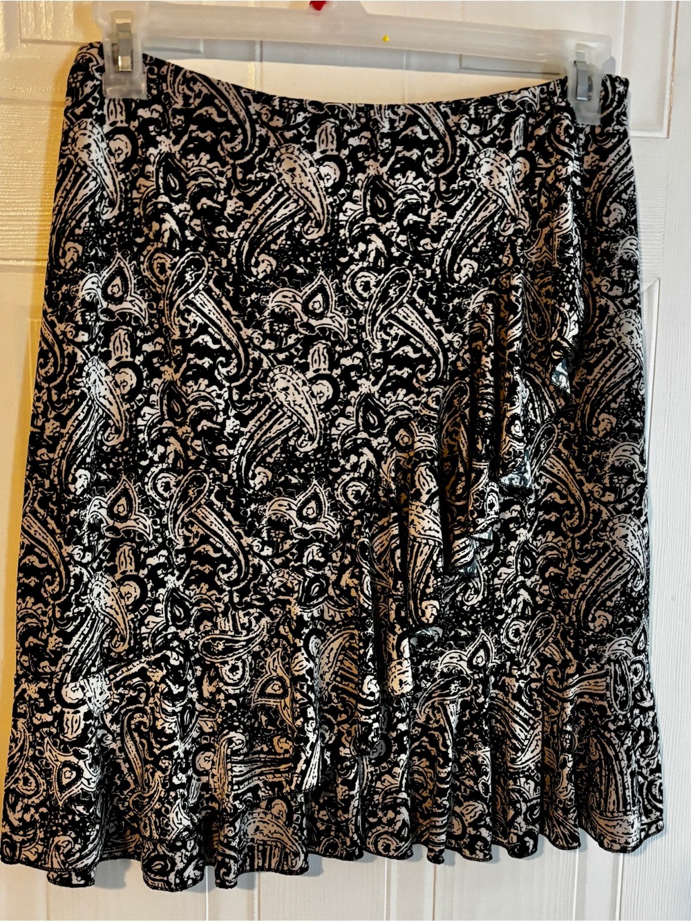 American Living Paisley Ruffle Hem Skirt Black White M